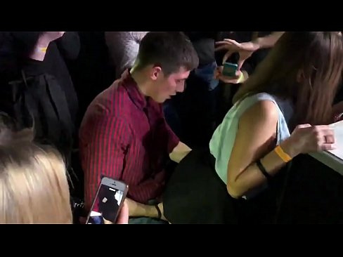 ❤️ Rus tungi klubida haqiqiy jinsiy aloqa. 18 yoshli rus qizi anus va qin ichida tungi klubda sikishdi ️ Anal pornoda bizda